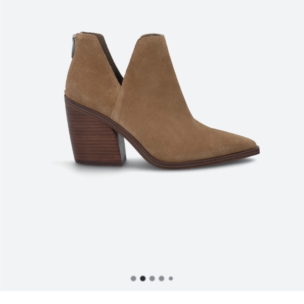 Vince camuto size 7 booties pointed toe 3”